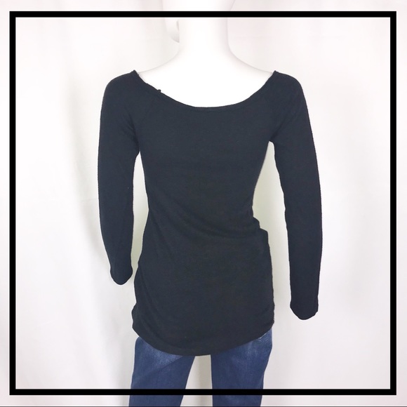 Beautiful Black Shirt with Glamorous Silver Design - Picture 4 of 6